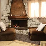 Giota's Cozy House * Pavliani