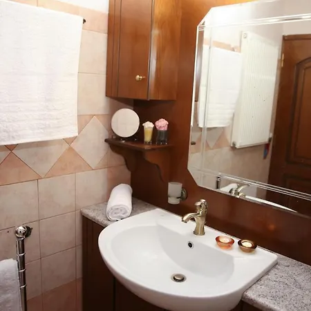 Giota's Cozy House * Pavliani